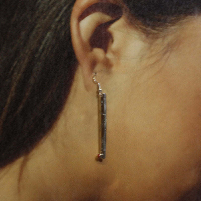 Anting Perak oleh Navajo