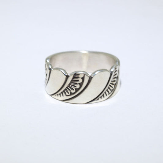 史蒂夫·黄马创作的银戒指，尺寸11.5