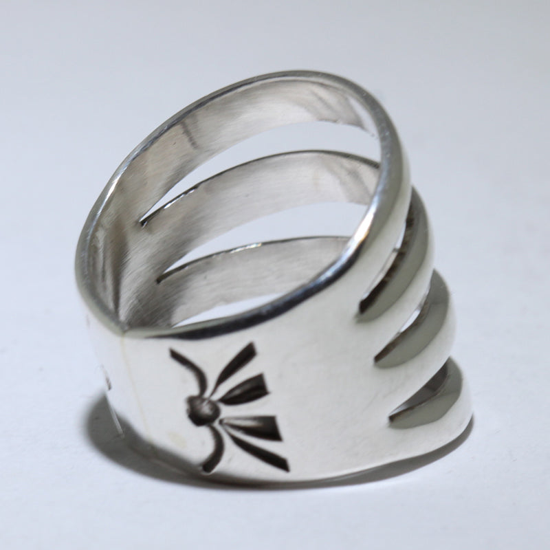 Серебряное кольцо-спираль от Навахо