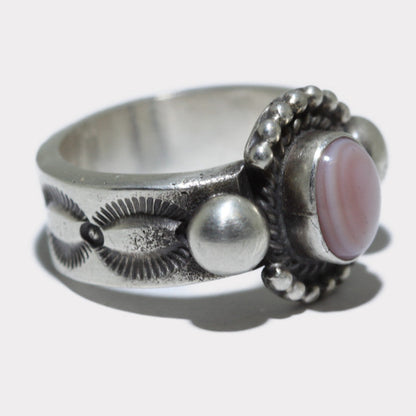Кольцо с розовой ракушкой от Германа Смита-младшего, размер 11