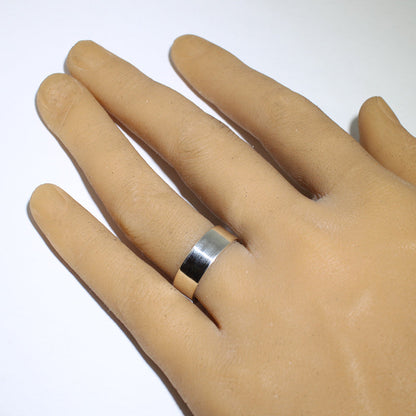 Cincin Perak oleh Sunshine Reeves