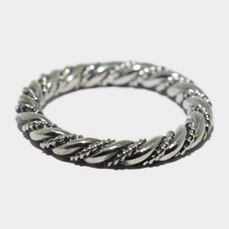 Кольцо из скрученного серебра от Стива Арвизо