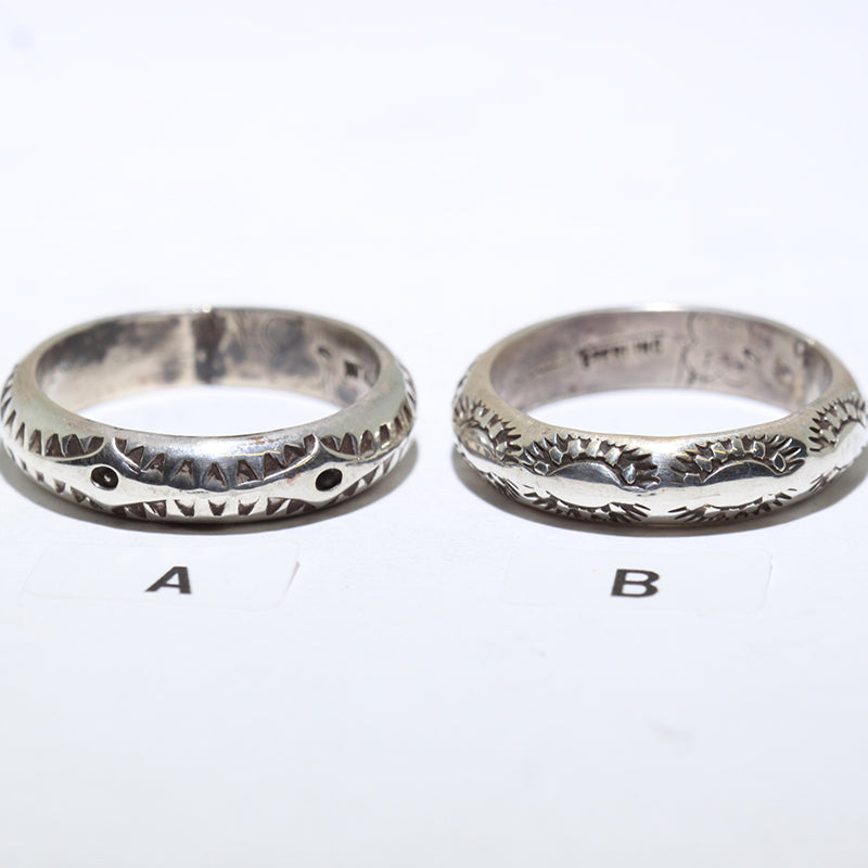 阿诺德·古德勒克的银戒指 - 10