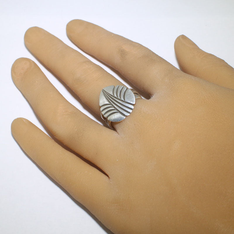 Cincin Daun Perak oleh Steve Yellowhorse- 9