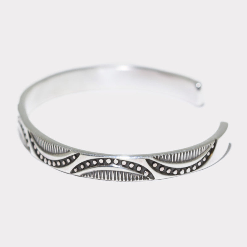 Pulsera de sello de plata por Steve Yellowhorse