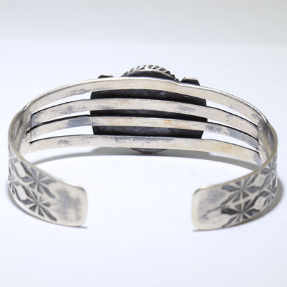 Spiny oyster bracelet by Kinsley Natoni