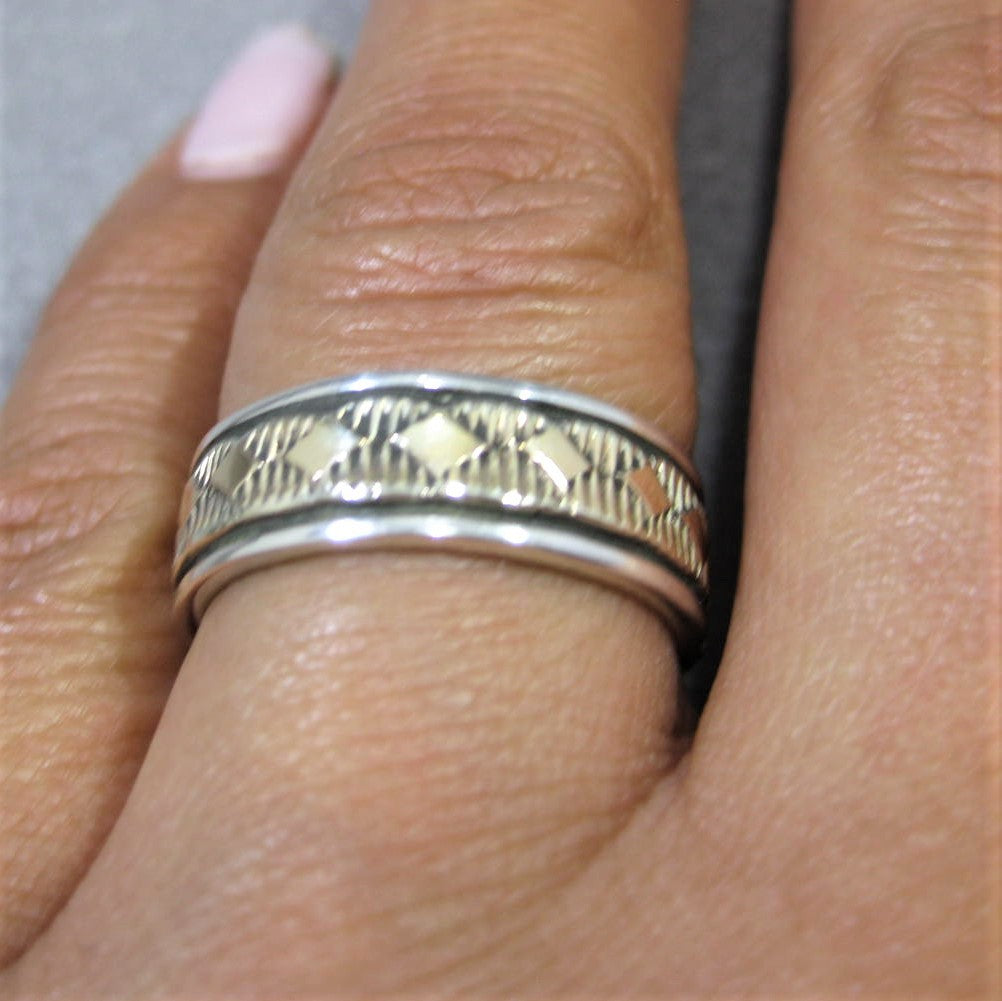 Кольцо из 14К золота и серебра от Брюса Моргана