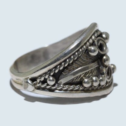 Anillo de plata de los Navajo