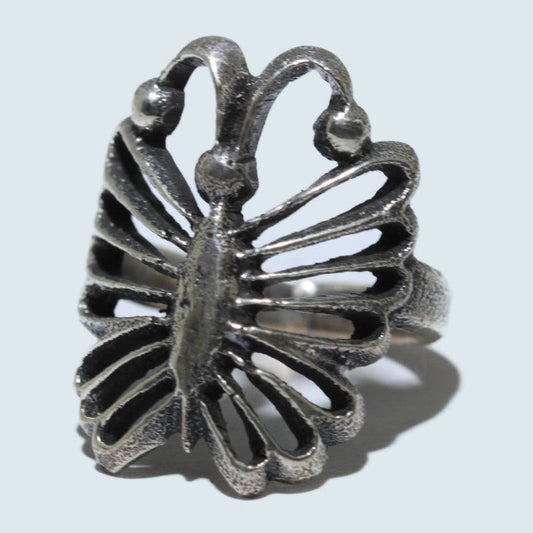 Серебряное кольцо от Уилфорда Генри