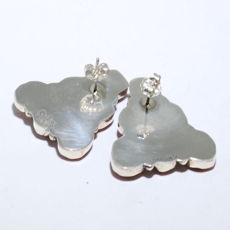 Anting-Anting Karang oleh Shelia Tso