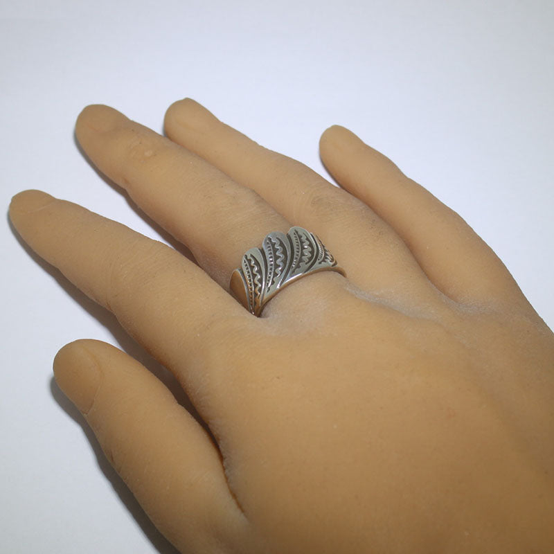 Cincin perak oleh Steve Yellowhorse ukuran 11.5