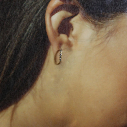 Mga Silver Hoop Earrings ng Navajo