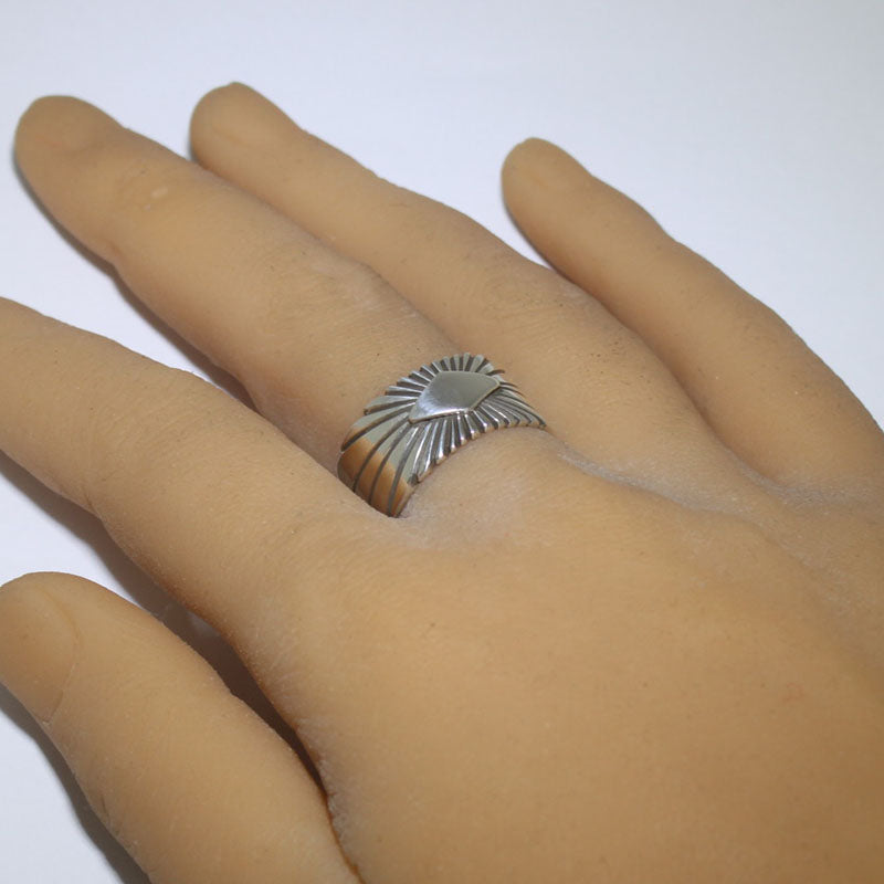 Cincin perak oleh Lutricia Yellowhair ukuran 10