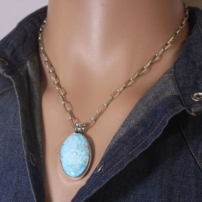 Pendentif Blue Ridge par Kinsley Natoni