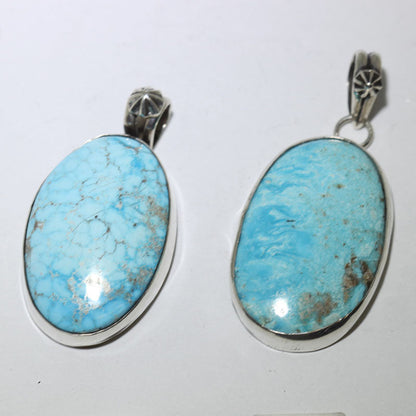 Pendentif Blue Ridge par Kinsley Natoni