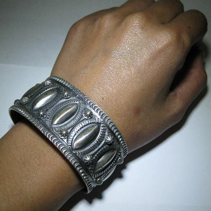 Armband van Myron Esitty 14,6 cm