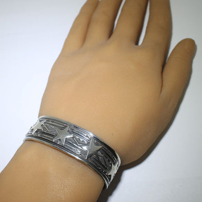 Silver Star Bracelet by Sunshine Reeves 5-1/4"