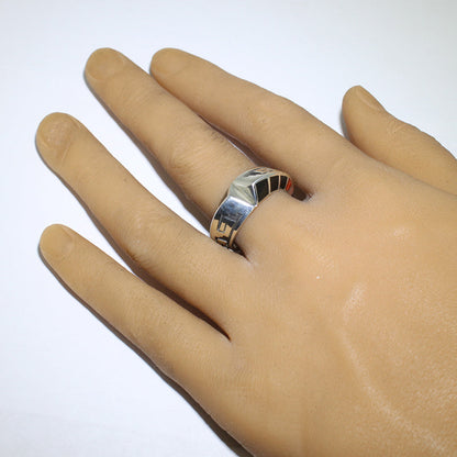 Anillo con incrustaciones de Lonn Parker - Talla 10.5