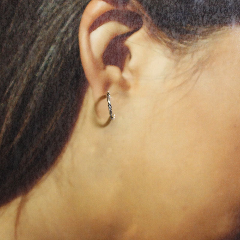納瓦霍族銀色圈形耳環