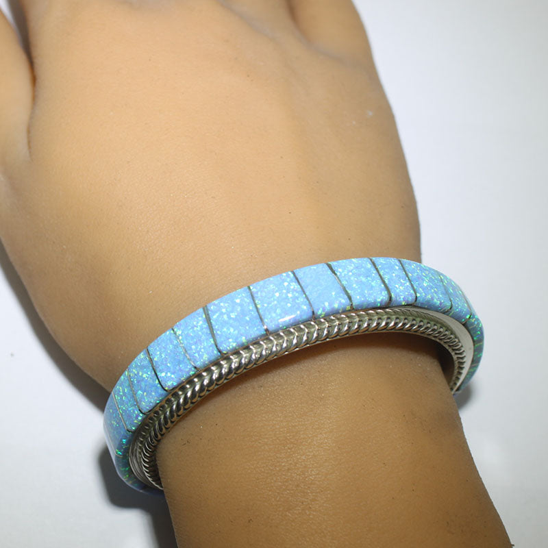 Bracciale con intarsi di Avery Norton