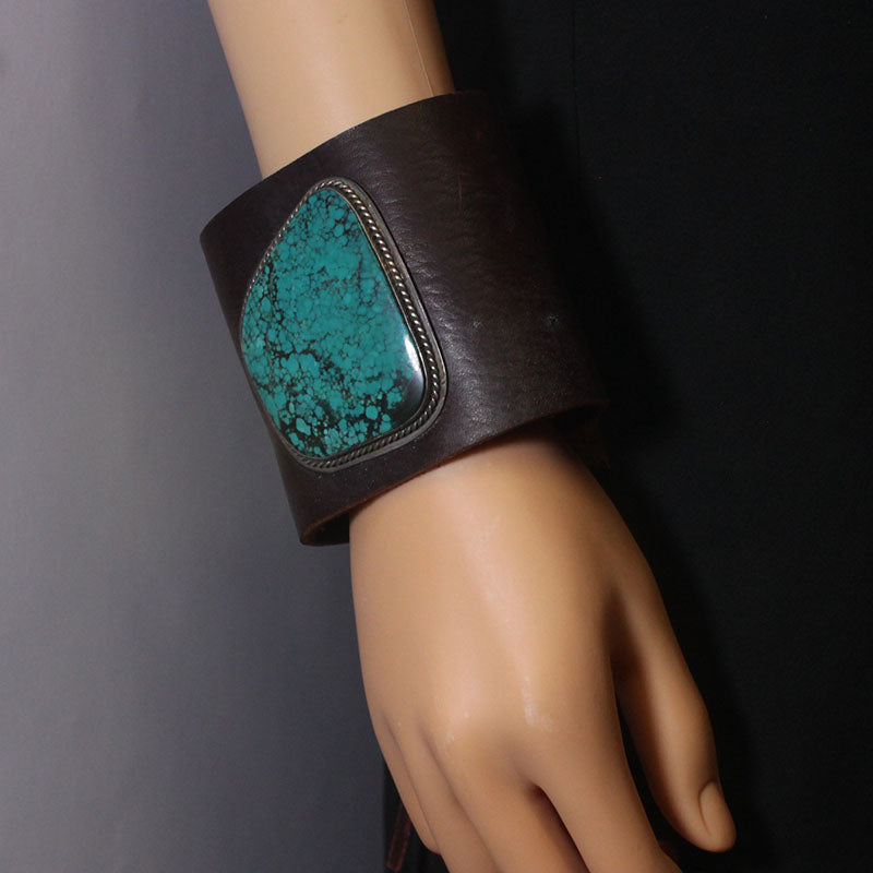 羅賓·特索西製作的中國護腕