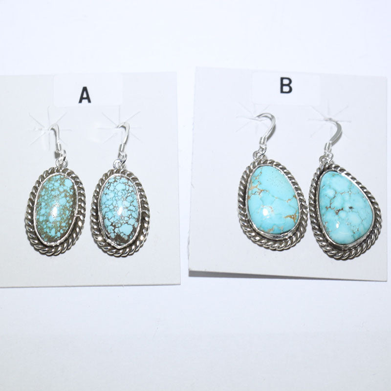 Anting-Anting No.8 oleh Navajo