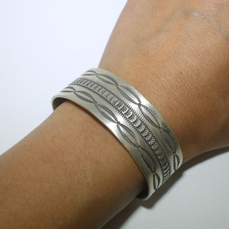 Pulsera de Plata por Navajo 5-3/8"