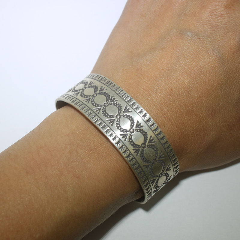 Pulsera de plata por Navajo 5-3/8"