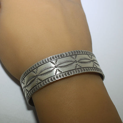 Silberarmband von Navajo 6"