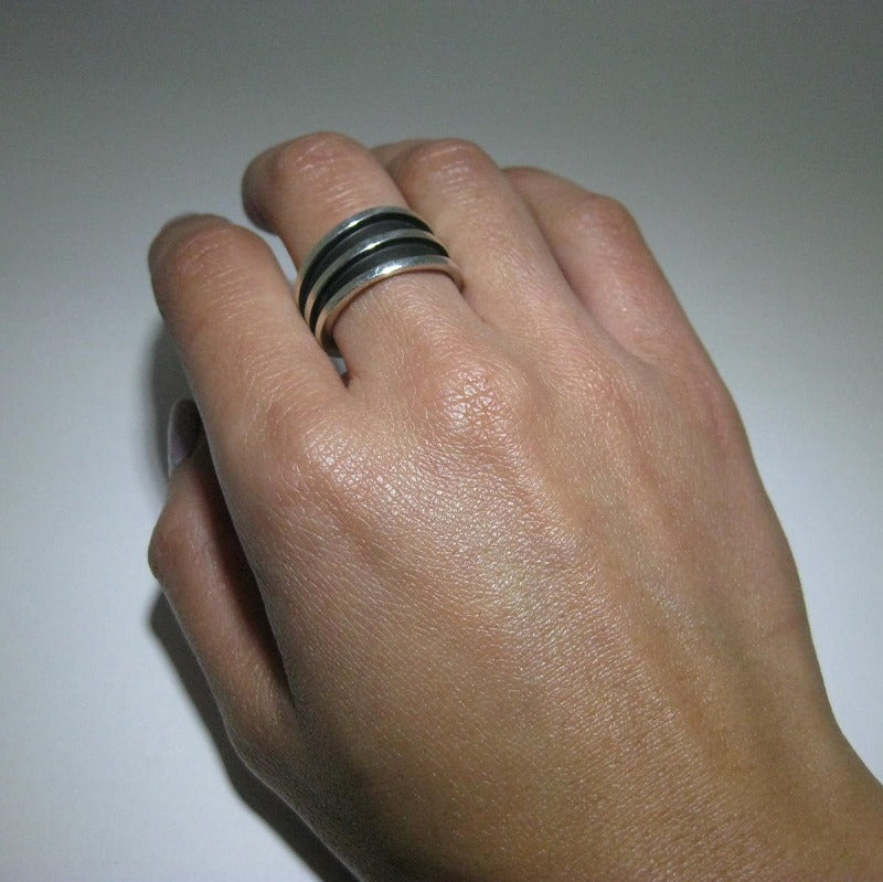 Серебряное кольцо от Тома Хоука