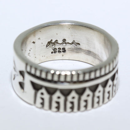 Lyle Secatero設計的戒指，尺寸9