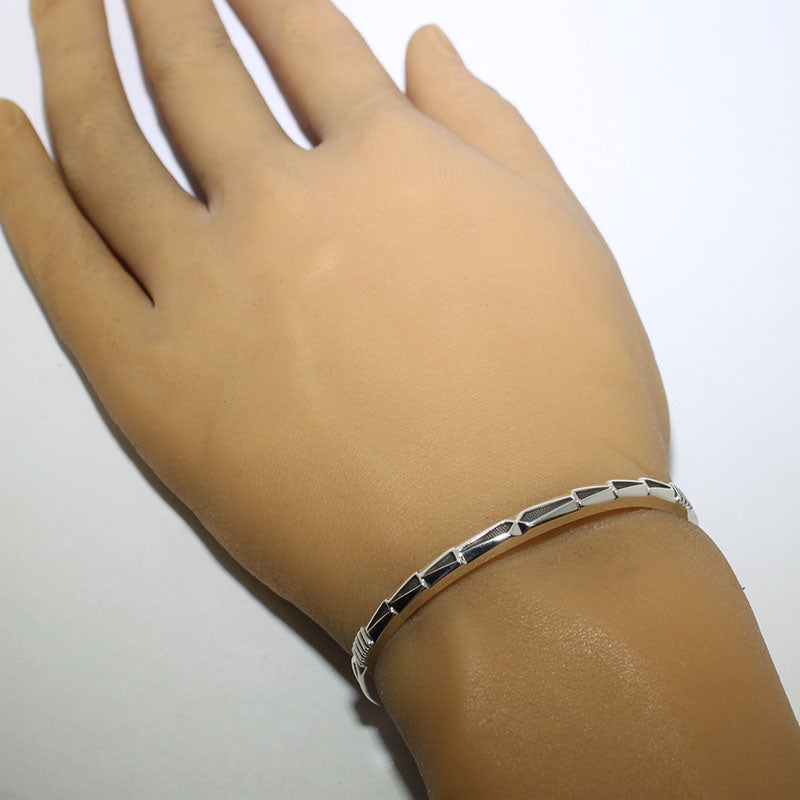 Bracelet en argent par Jennifer Curtis 13,3 cm