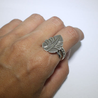 Leaf Ring by Steve Yellowhorse size 7.5