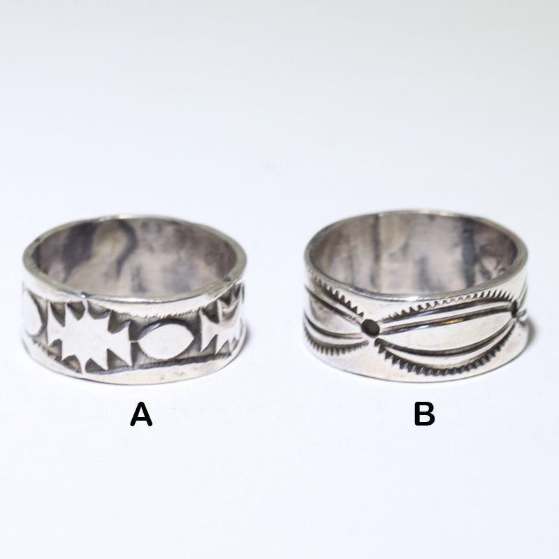 Серебряное кольцо от Арнольда Гудлака