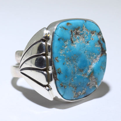 史蒂夫·黃馬製作的藍寶石戒指