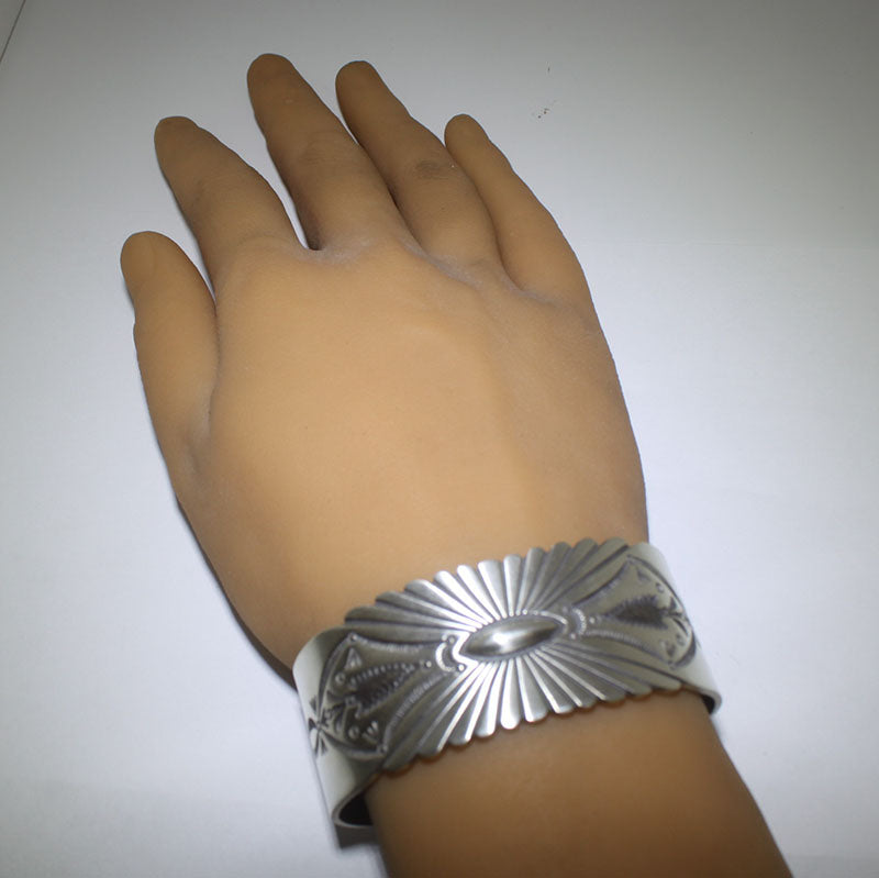 Silver Bracelet ni Herman Smith 6"