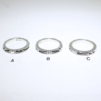 詹妮弗·柯蒂斯设计的戒指，10号