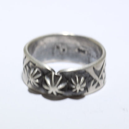 Серебряное кольцо от Кинсли Натони