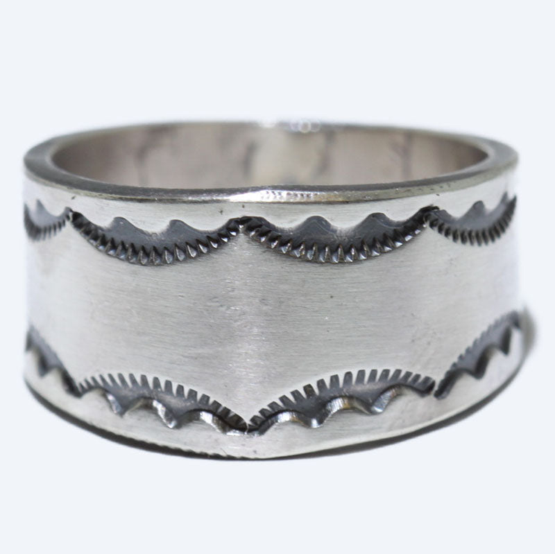 Bague en argent par Arnold Goodluck - 11