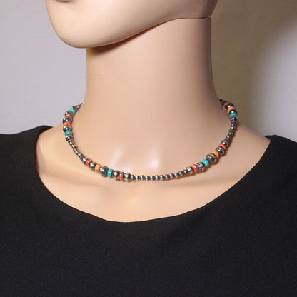 Многоцветное ожерелье из жемчуга навахо