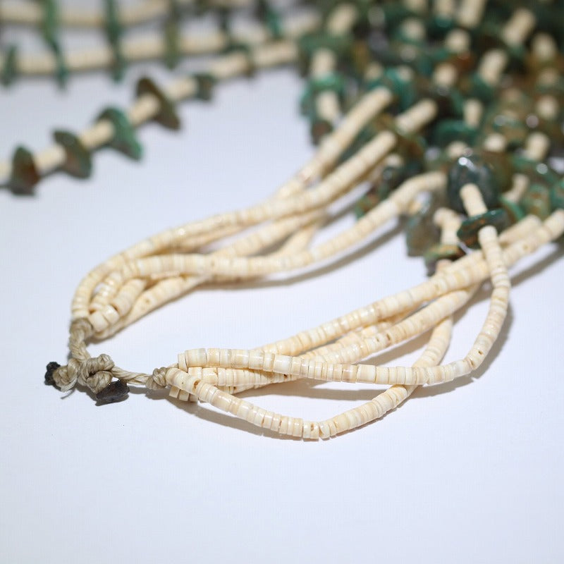 Ожерелье с бирюзовыми джакласами