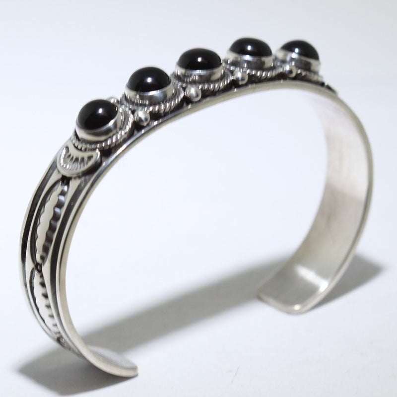 Bracelet en onyx par Darrell Cadman 5-1/4"