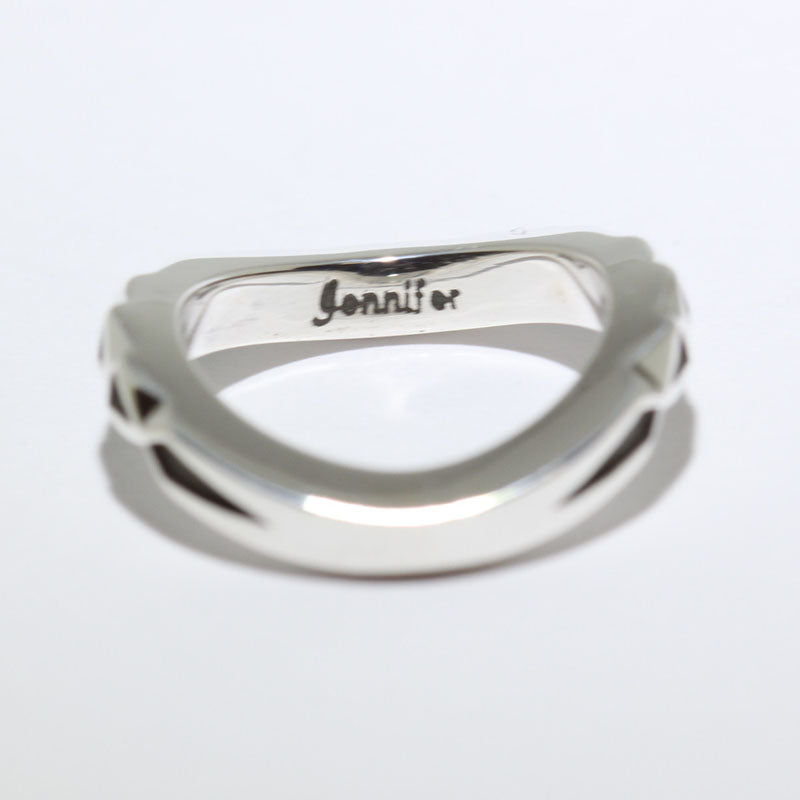 珍妮佛·柯蒂斯設計的5號銀戒指