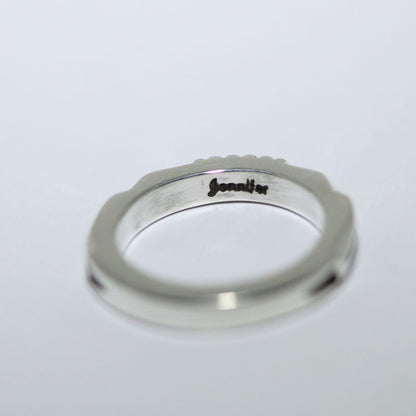 Nhẫn của Jennifer Curtis kích cỡ 9.5