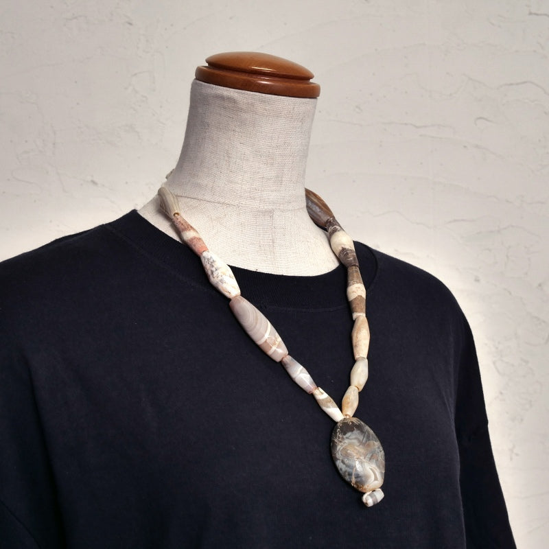 Old Agate Beads Strand