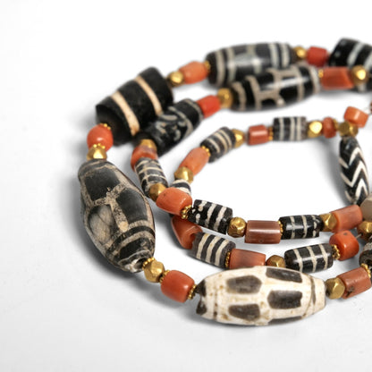 Phum Dzi Beads Strand