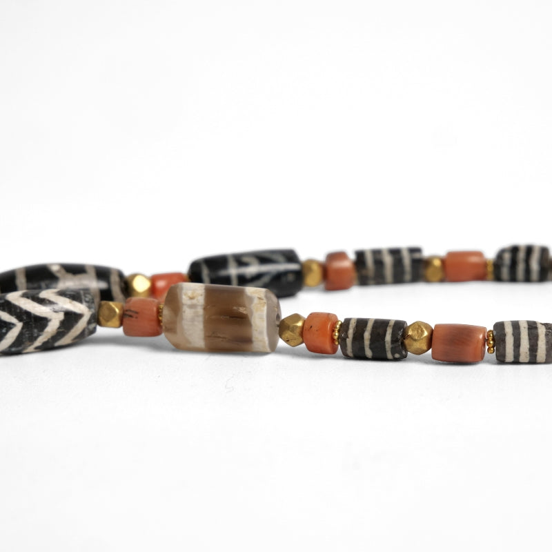 Phum Dzi Beads Strand
