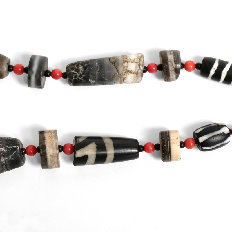 Dzi Beads and Striped Dzi Beads Strand