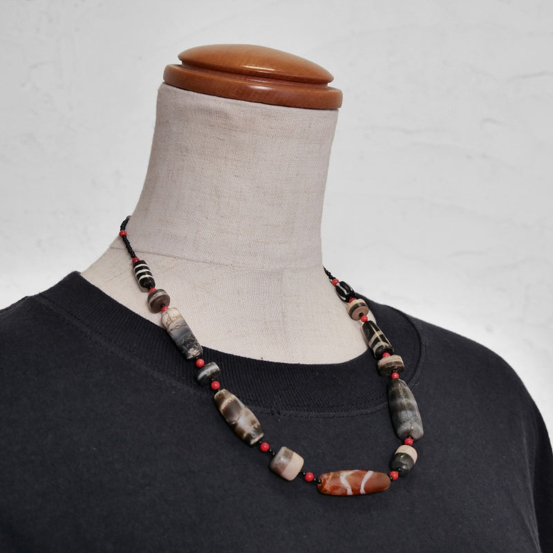 Dzi Beads and Striped Dzi Beads Strand