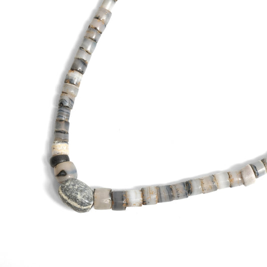 Old Disk Agate Strand
